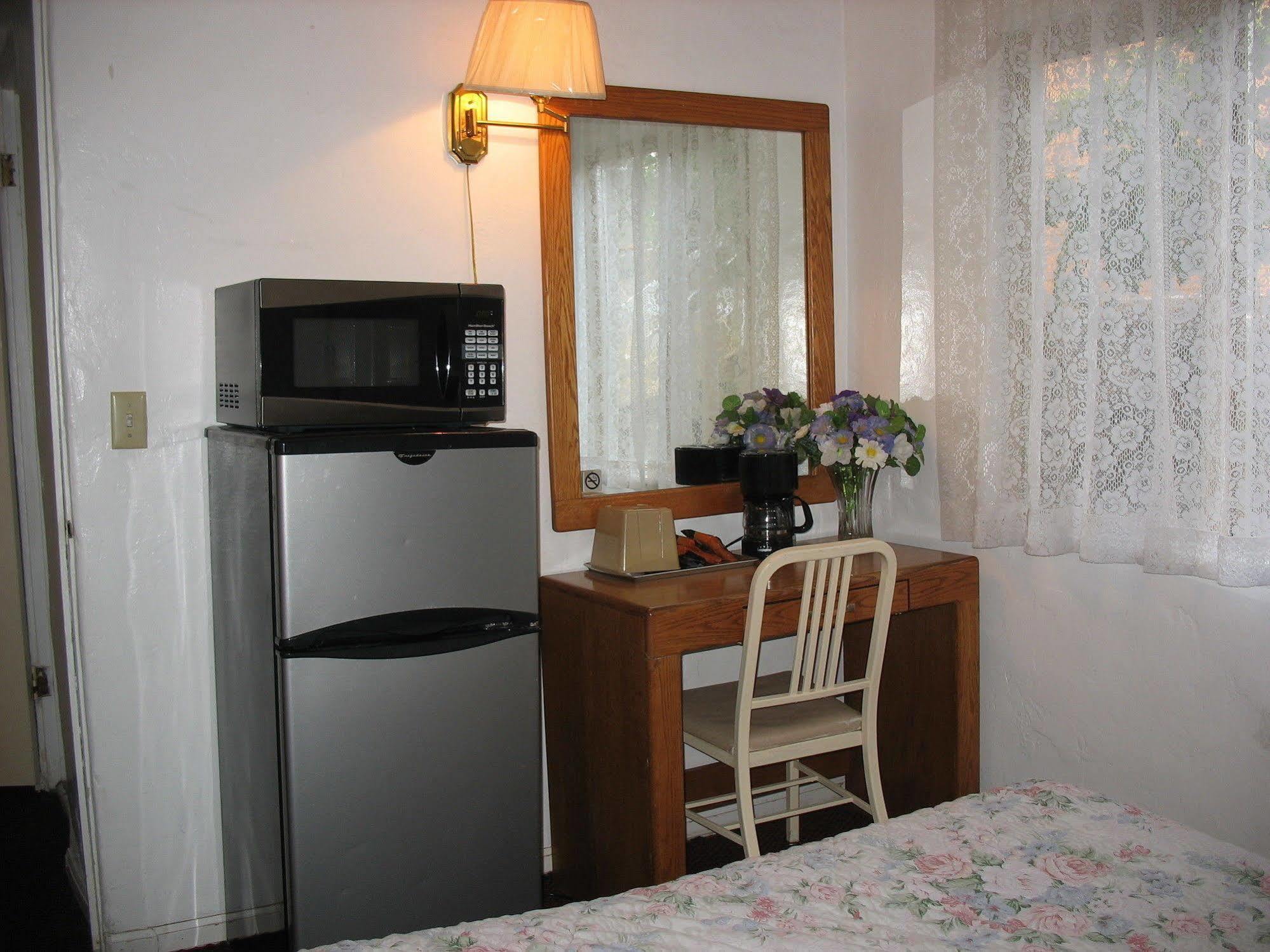 Travel Inn Роузберг Экстерьер фото